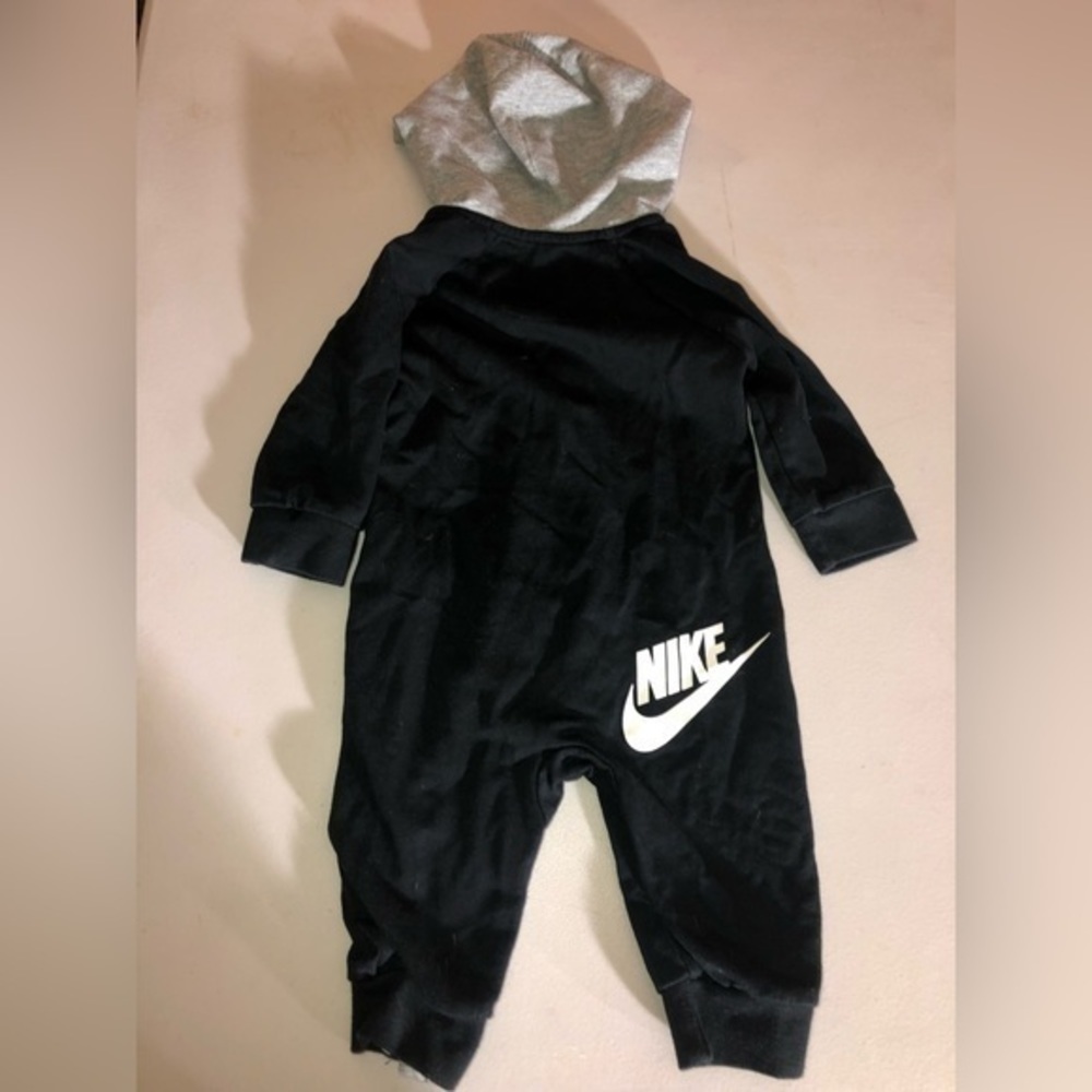 Nike and Jordan Rompers - Picture 5 of 5